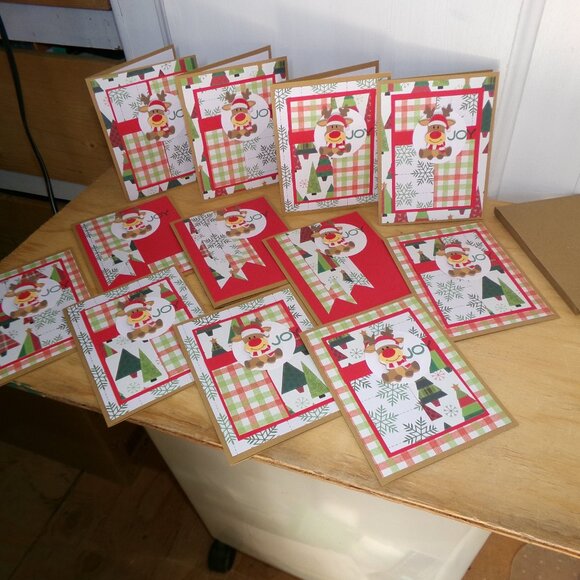 Handmade Set of 12 NWT Reindeer Christmas Cards - Picture 1 of 3